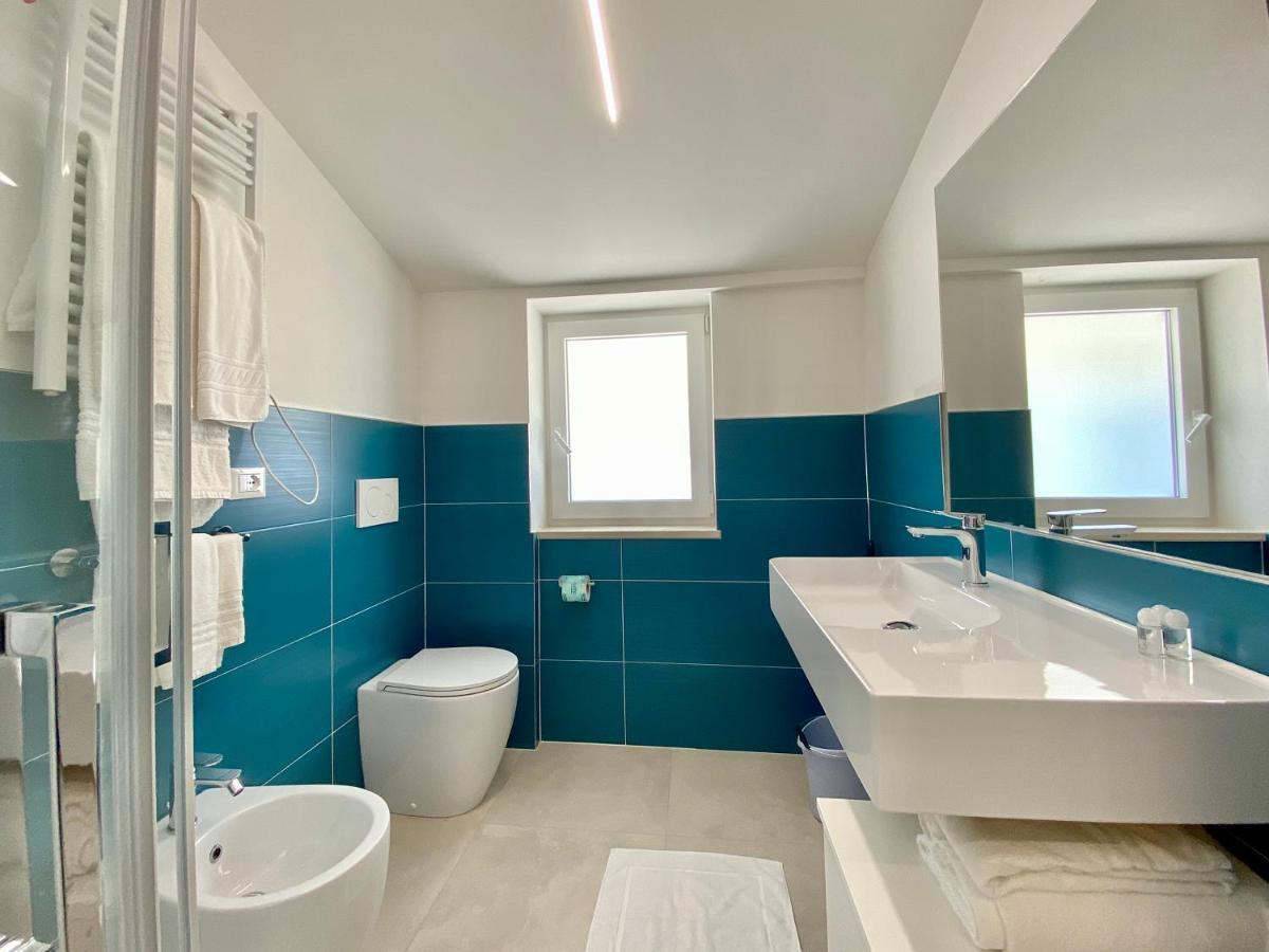 Em Apartments Lignano Sabbiadoro Eksteriør billede
