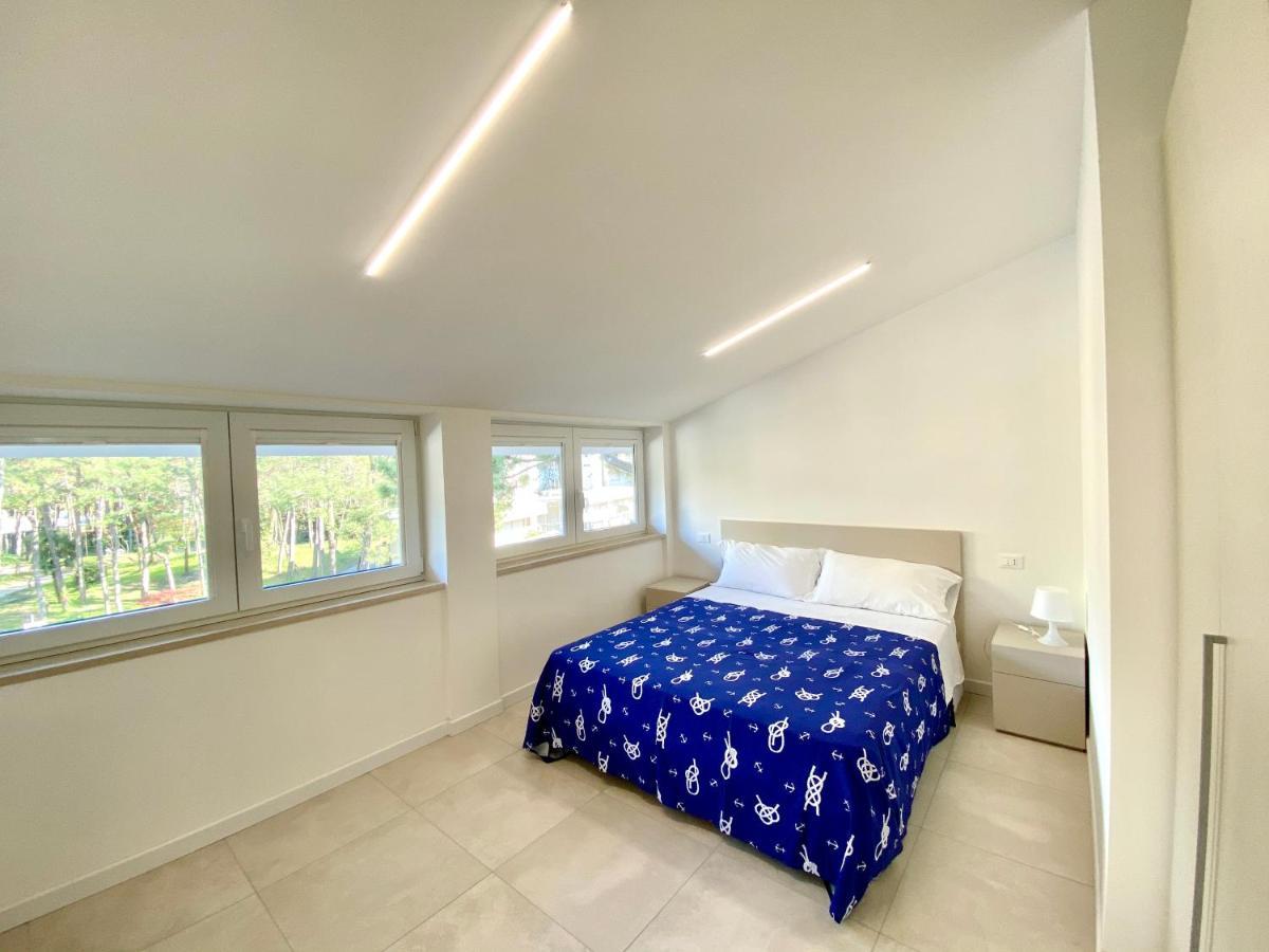 Em Apartments Lignano Sabbiadoro Eksteriør billede