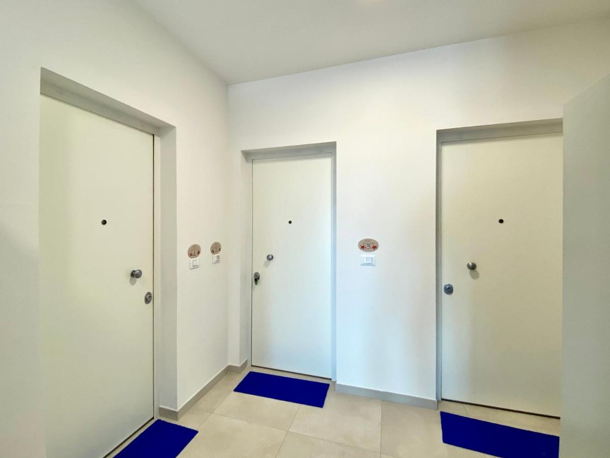 Em Apartments Lignano Sabbiadoro Eksteriør billede