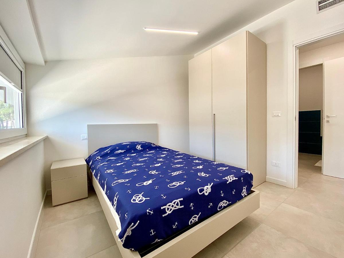 Em Apartments Lignano Sabbiadoro Eksteriør billede